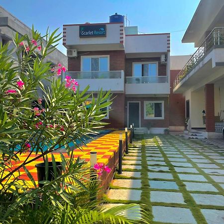 Scarlet Resort Alibag Bagian luar foto