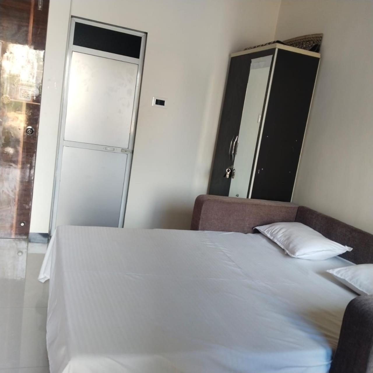 Scarlet Resort Alibag Bagian luar foto
